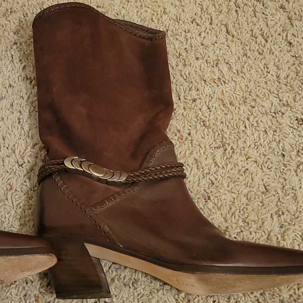 Brown suede and leather heeled  Via Spiga boots